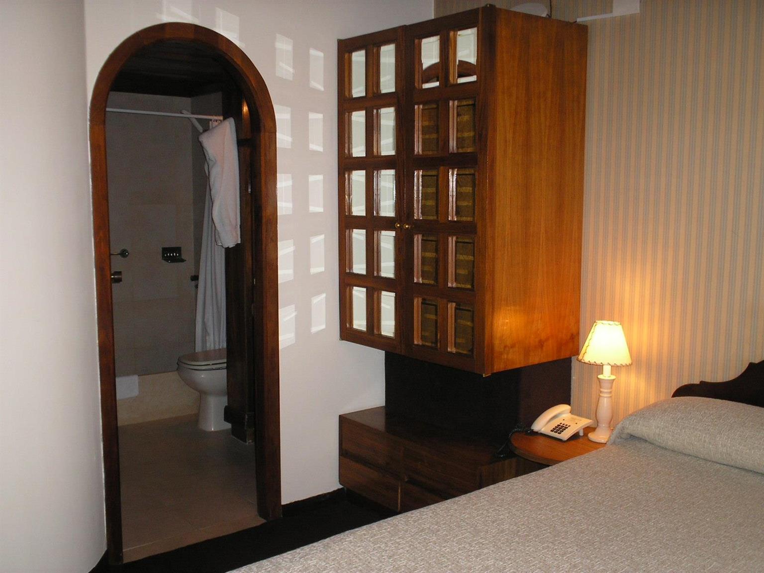 בואנוס איירס Hotel Posta Carretas מראה חיצוני תמונה