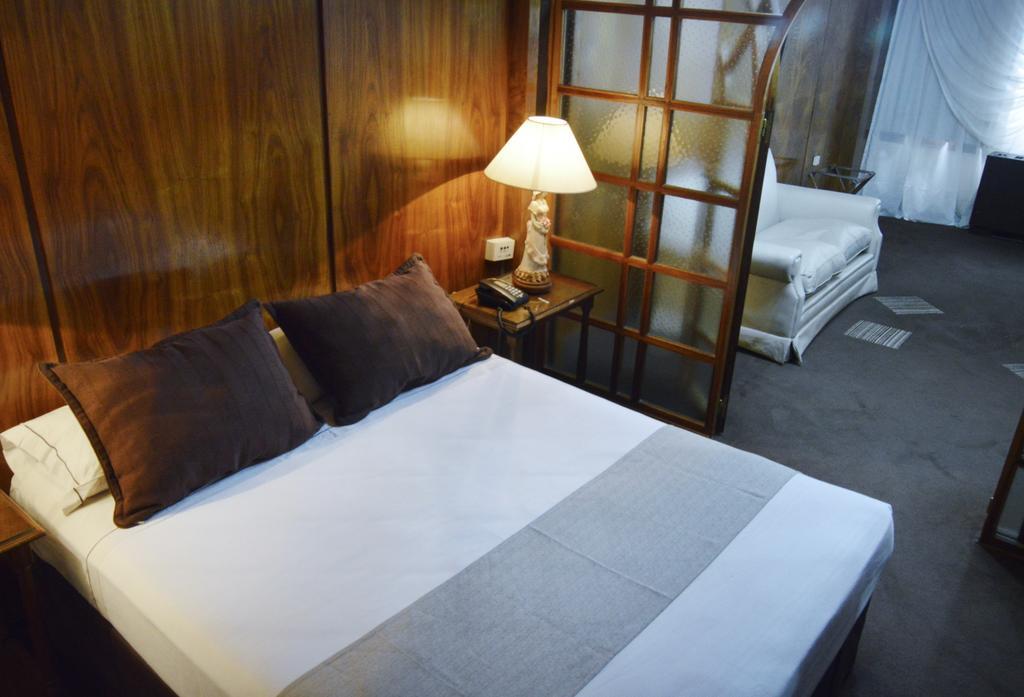בואנוס איירס Hotel Posta Carretas חדר תמונה