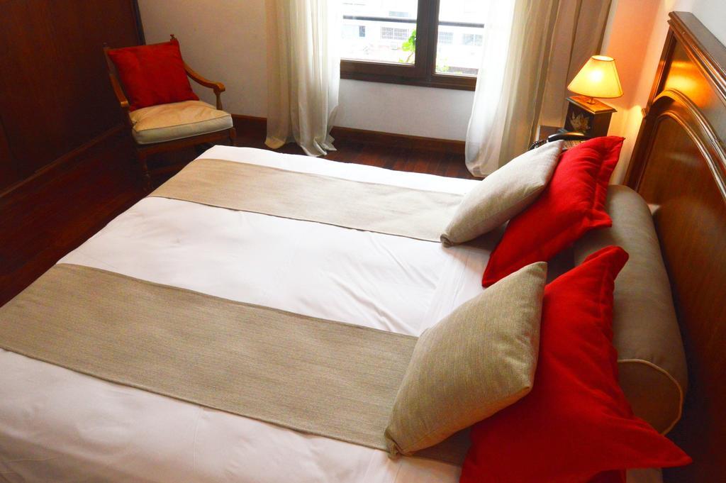 בואנוס איירס Hotel Posta Carretas מראה חיצוני תמונה