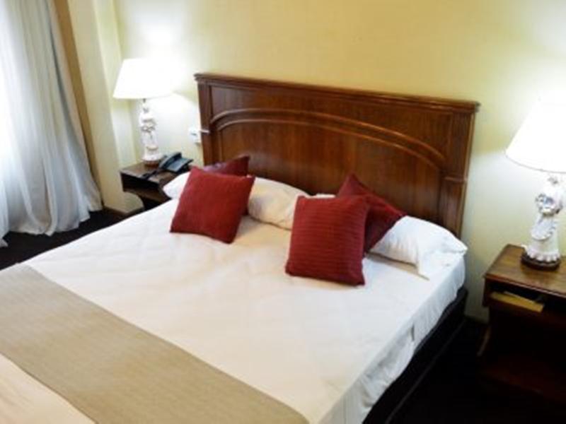 בואנוס איירס Hotel Posta Carretas מראה חיצוני תמונה